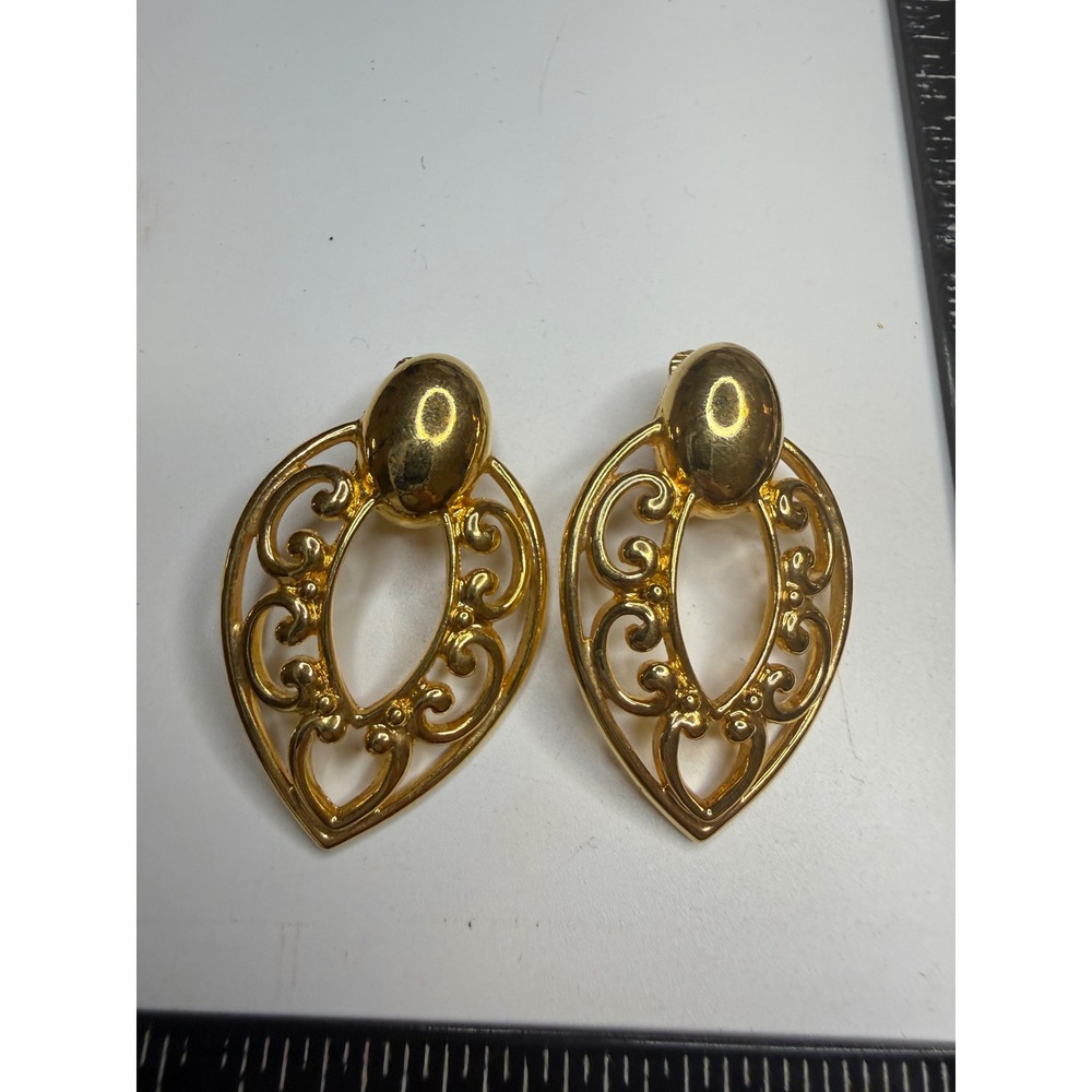 Gold Tone Filigree Openwork Teardrop Clip On Statement Earrings